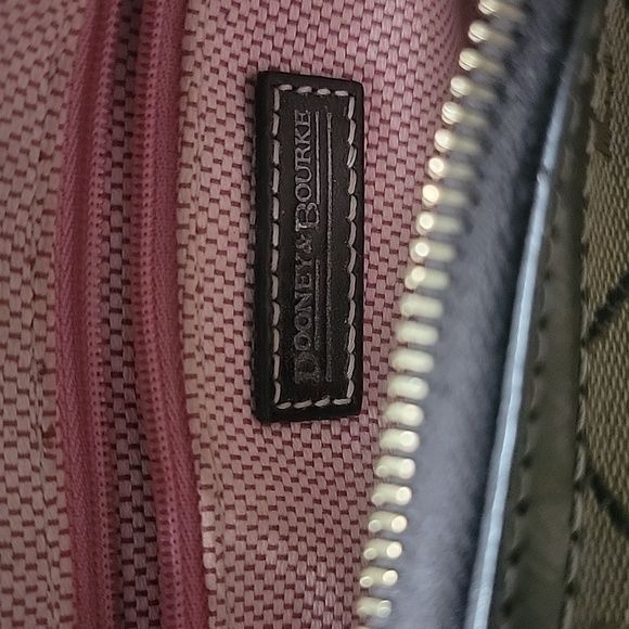 Dooney & Bourke Vintage Y2K Signature Monogram Shoulder Bag w/ Matching Wallet - Picture 14 of 16
